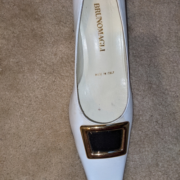 Bruno Magli White Short Heels with Gold Buckle - Picture 5 of 5